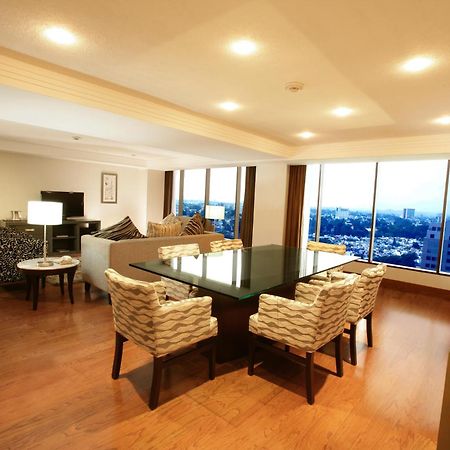 Barcelo Guadalajara Hotell Rum bild A suite at the hotel
