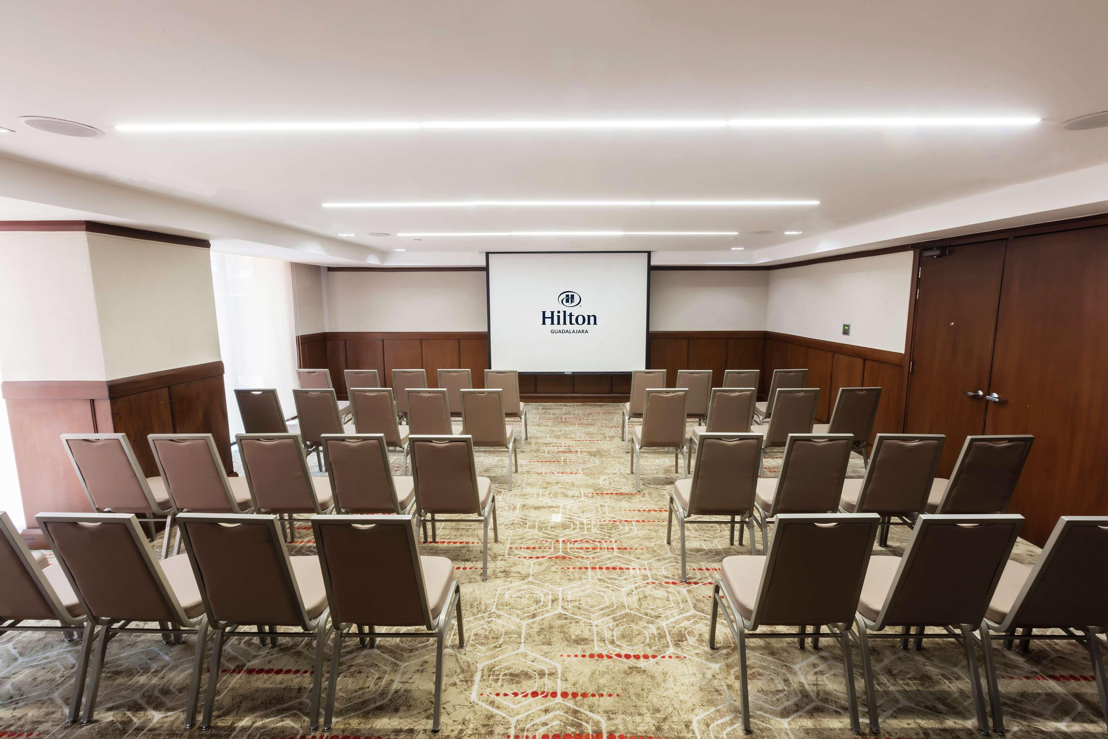 Barcelo Guadalajara Hotell Exteriör bild Meeting room