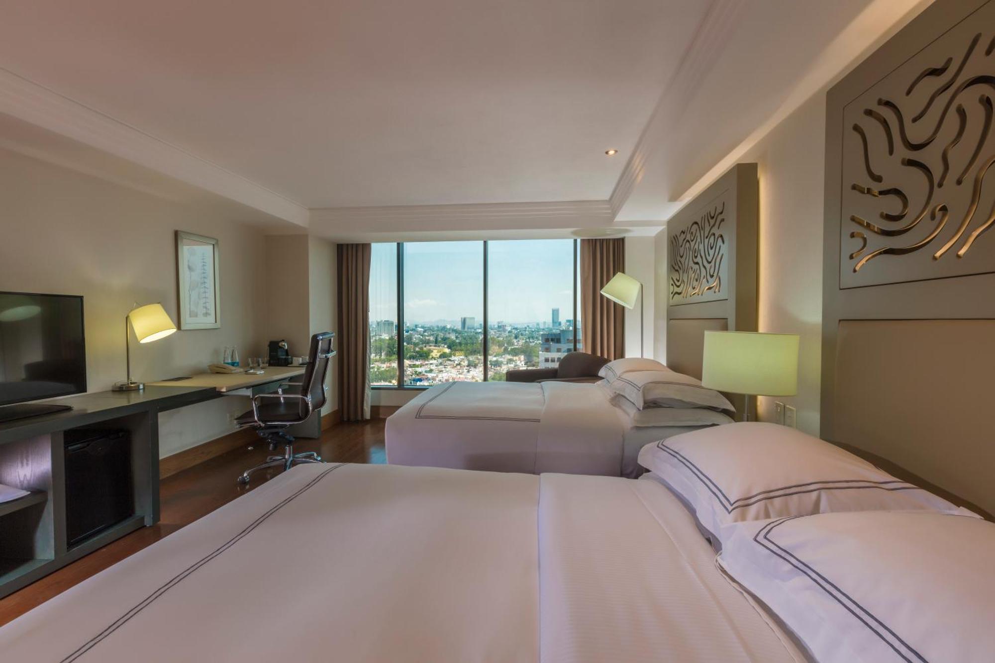 Barcelo Guadalajara Hotell Exteriör bild Deluxe Room